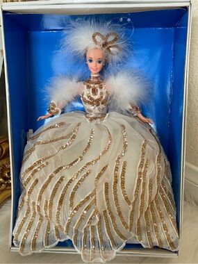 Barbie Snow Princess Enchanted Seasons Collection Limited Edition 1994